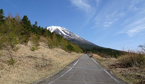 活動地から見た富士山の風景（4月28日の下見時撮影）